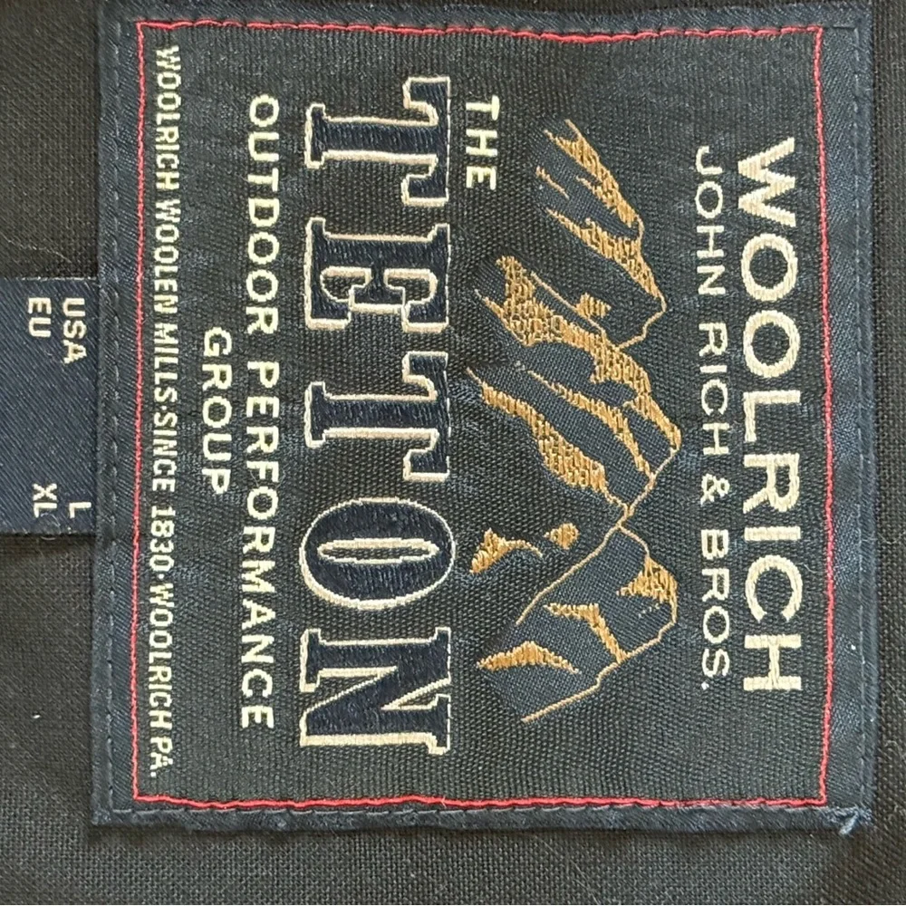 Woolrich Hooded Winter Parka w/ down filling - Picture 10 of 13